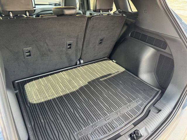 Certified 2025 Ford Escape Platinum image 16