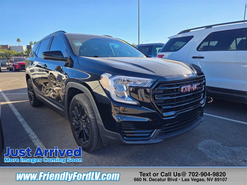 Used 2023 GMC Terrain SLE w/ Driver Convenience Package