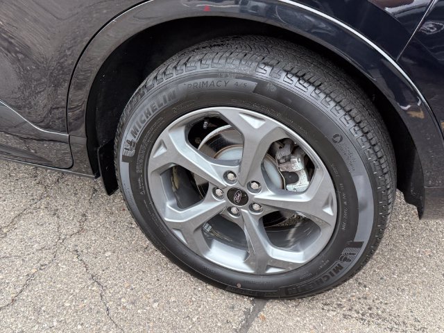 Certified 2024 Ford Escape ST-Line w/ Tech Pack #1 AWD/4WD image 5