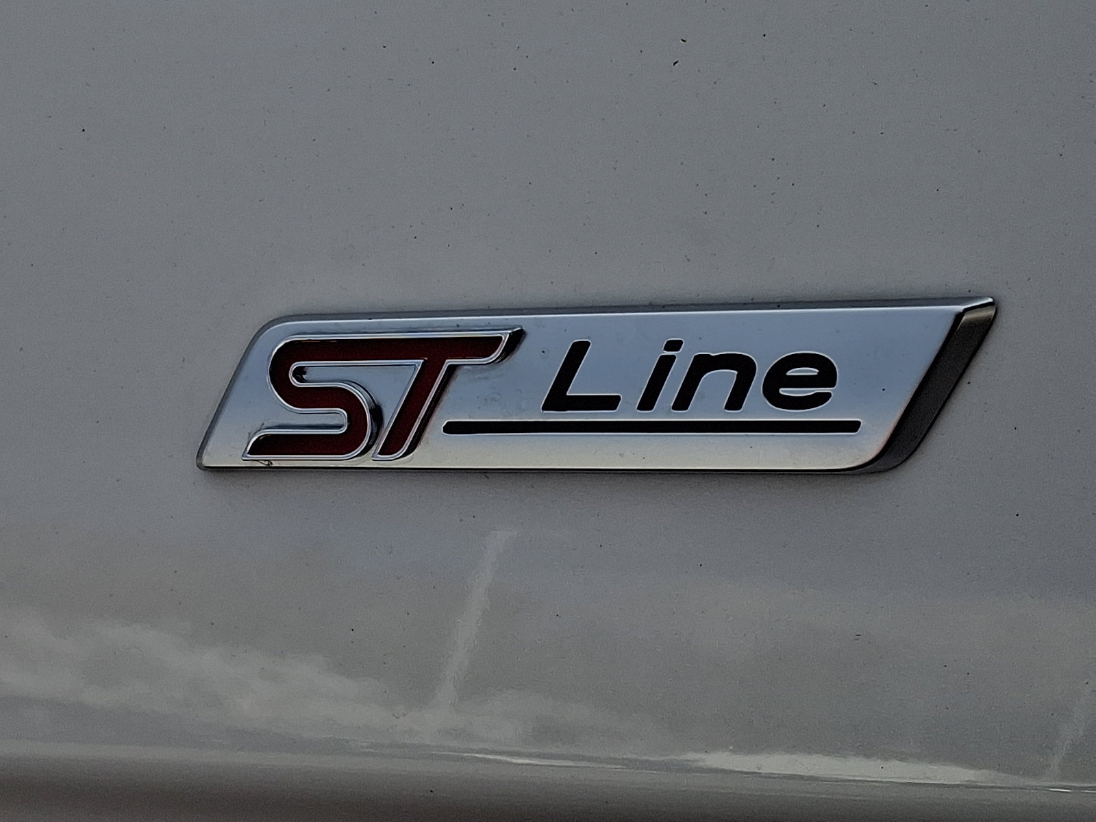 Certified 2022 Ford Edge ST-Line image 30