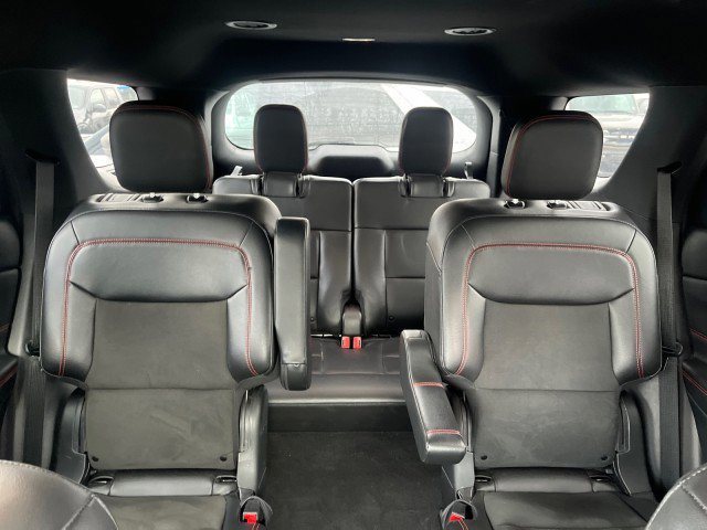 Certified 2022 Ford Explorer ST-Line w/ Class IV Trailer Tow Package image 8
