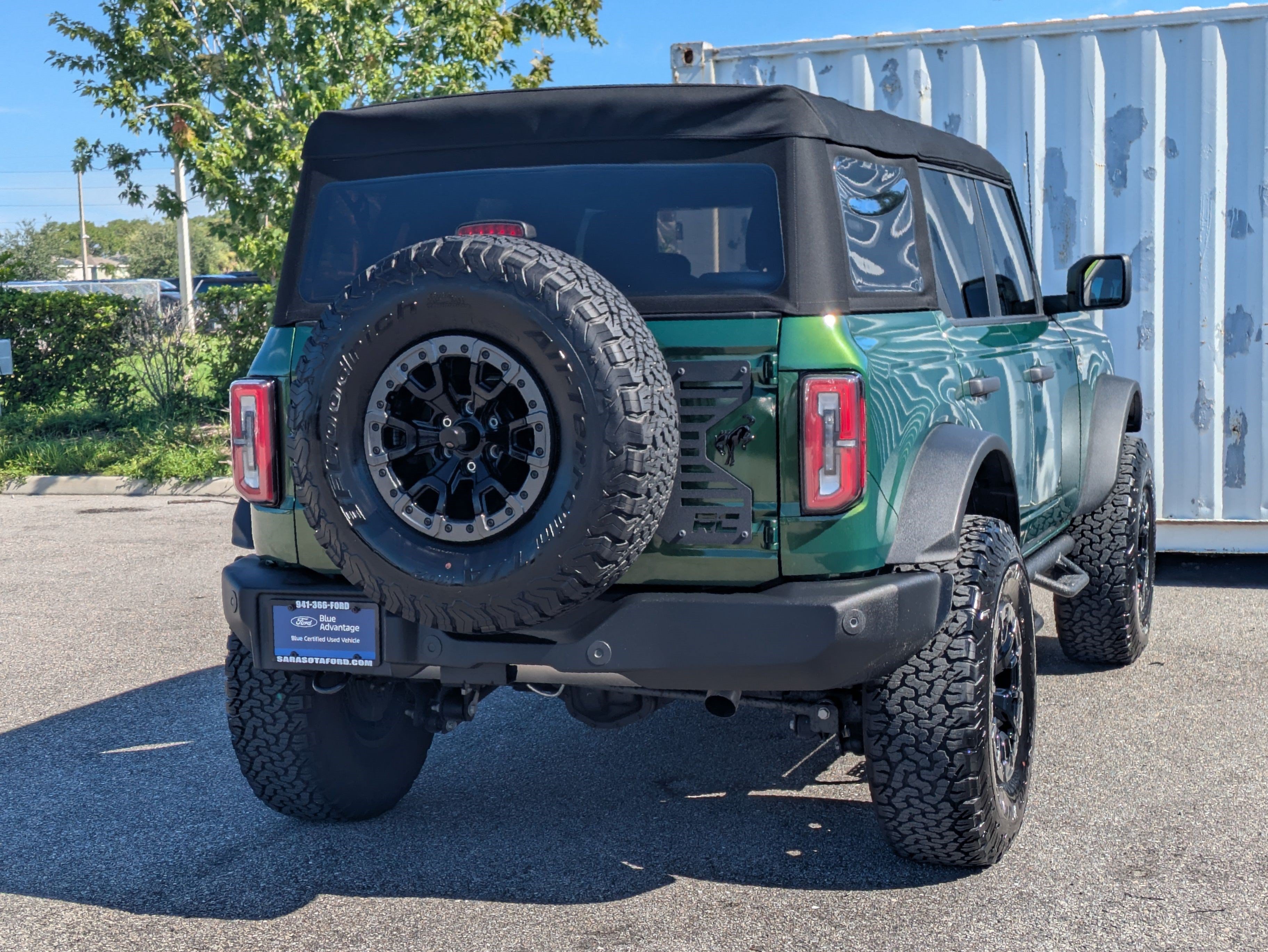 Certified 2024 Ford Bronco Wildtrak AWD/4WD image 5