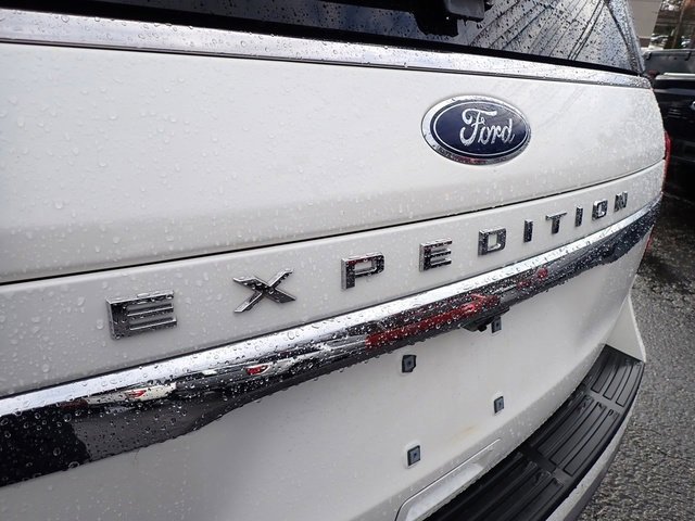 Certified 2024 Ford Expedition Limited image 6