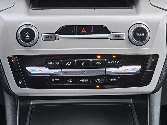 Certified 2023 Ford Explorer XLT w/ Equipment Group 202A RWD image 33