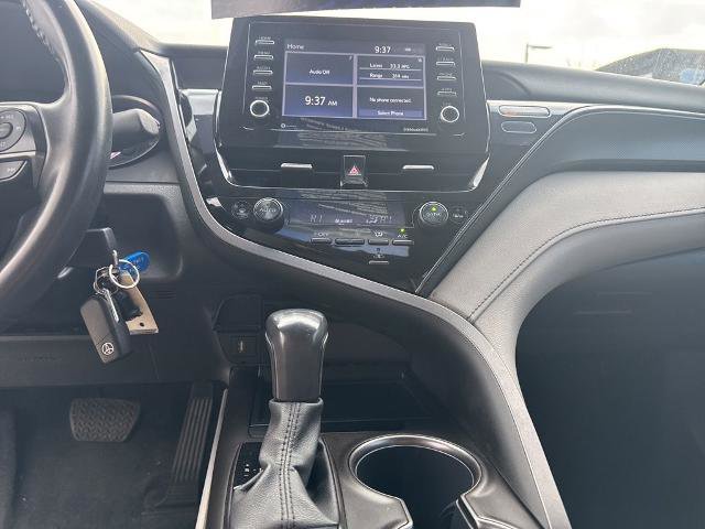 Used 2022 Toyota Camry SE image 18