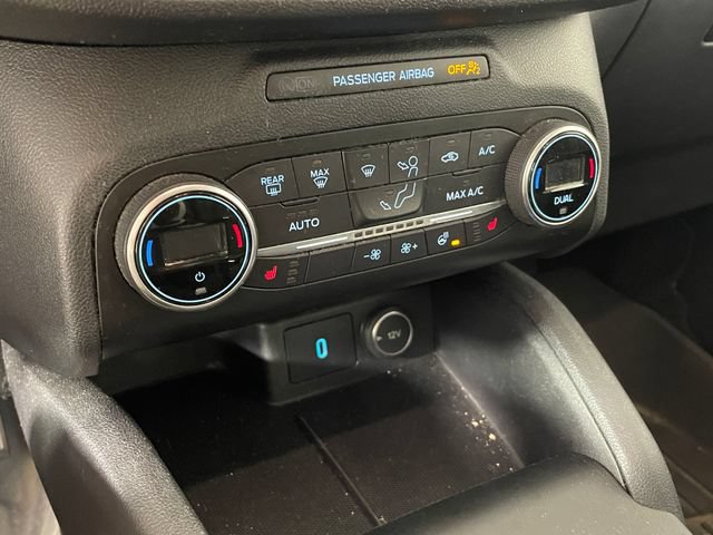 Certified 2020 Ford Escape Titanium AWD/4WD image 9