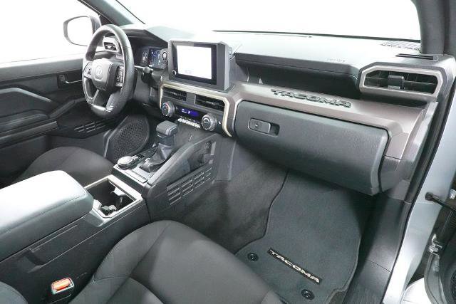 Used 2024 Toyota Tacoma SR5 AWD/4WD image 30