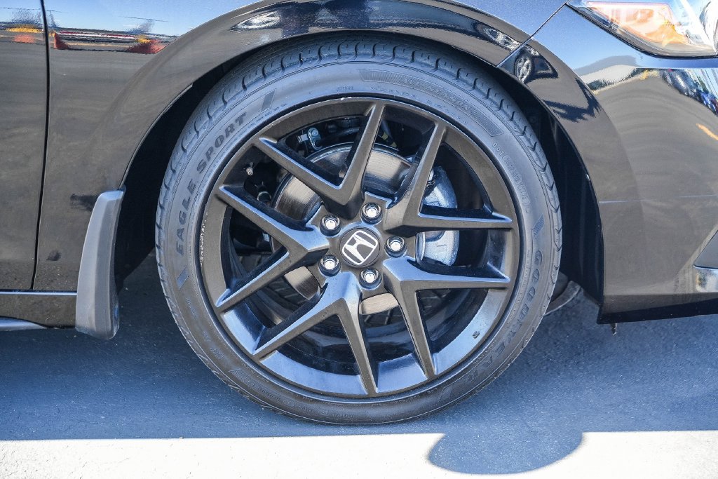 Used 2023 Honda Civic Sport image 12