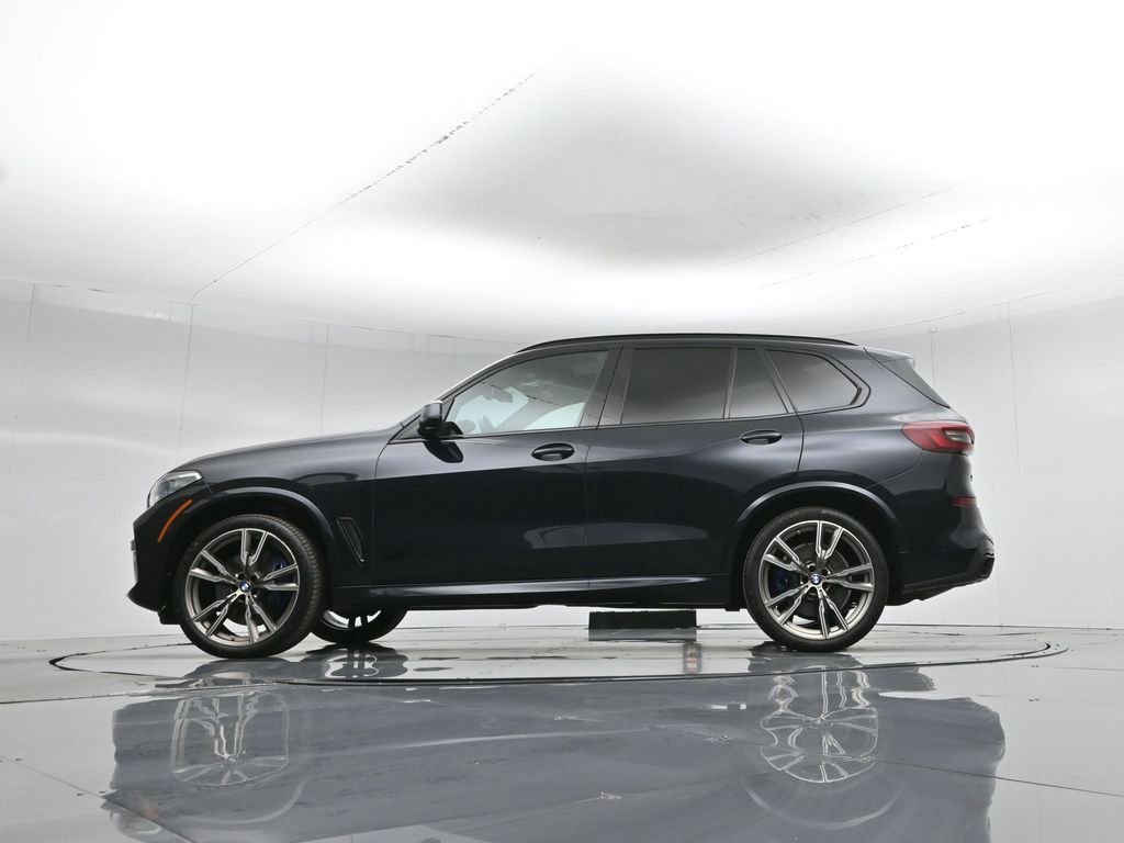 Used 2022 BMW X5 M50i w/ Executive Package image 25