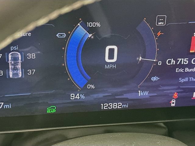 Used 2024 Chevrolet Blazer EV LT AWD/4WD image 18