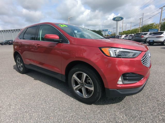 Certified 2024 Ford Edge SEL w/ Convenience Package AWD/4WD image 2