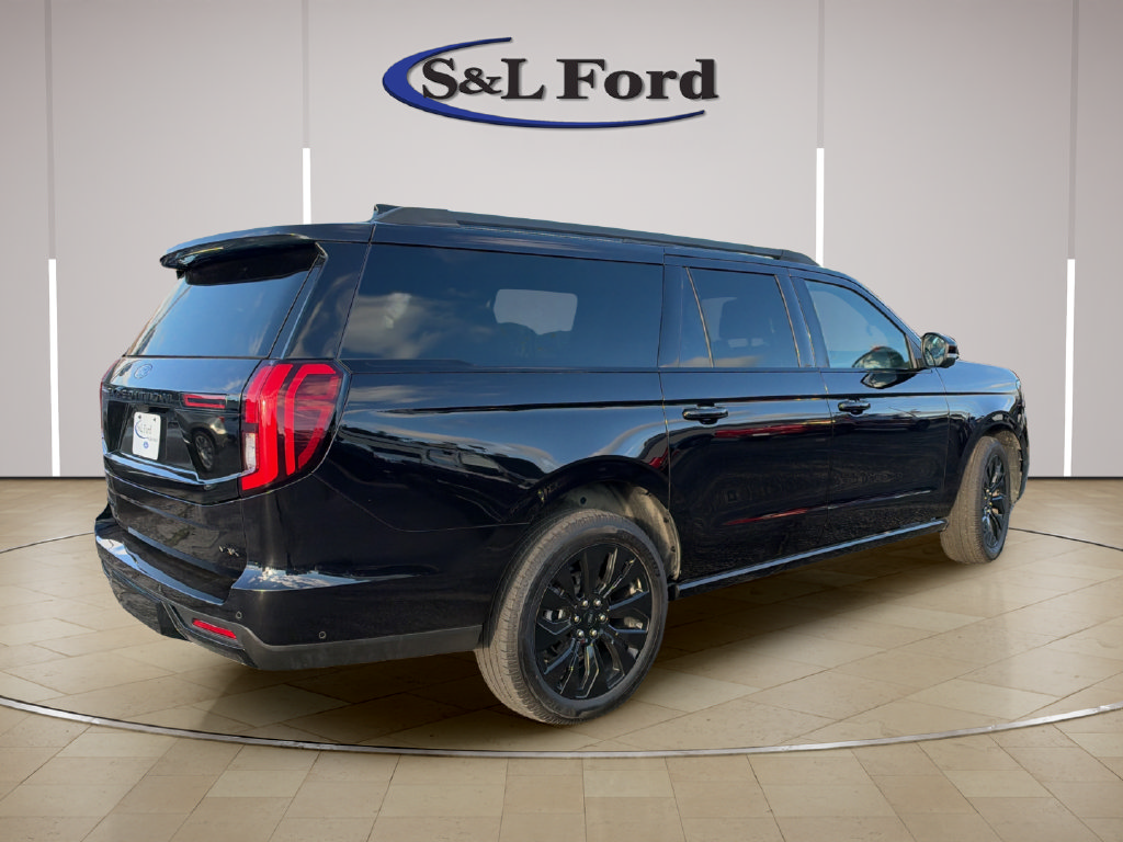 Certified 2025 Ford Expedition Max Platinum w/ Stealth Appearance Package AWD/4WD image 8