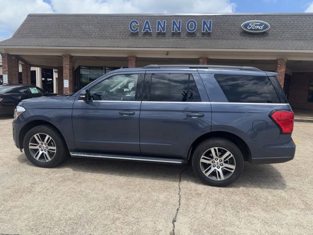 Certified 2022 Ford Expedition XLT RWD image 3