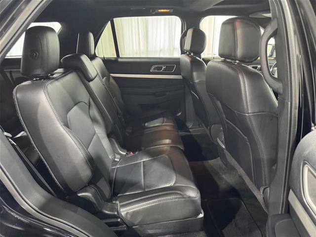 Certified 2017 Ford Explorer XLT w/ Equipment Group 202A AWD/4WD image 24