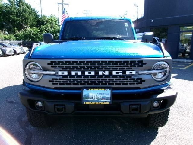Certified 2025 Ford Bronco Badlands AWD/4WD image 2