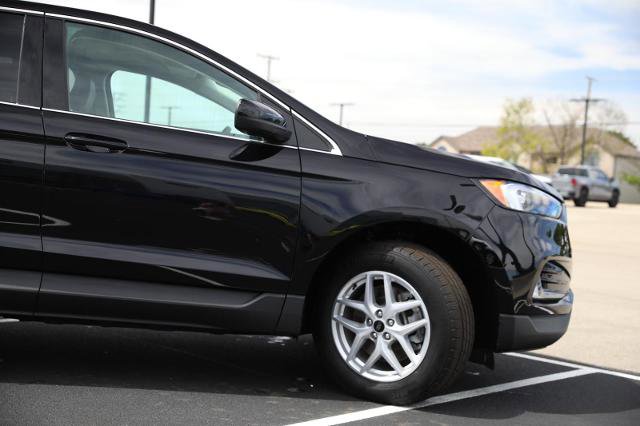 Certified 2024 Ford Edge SEL w/ Convenience Package AWD/4WD image 5