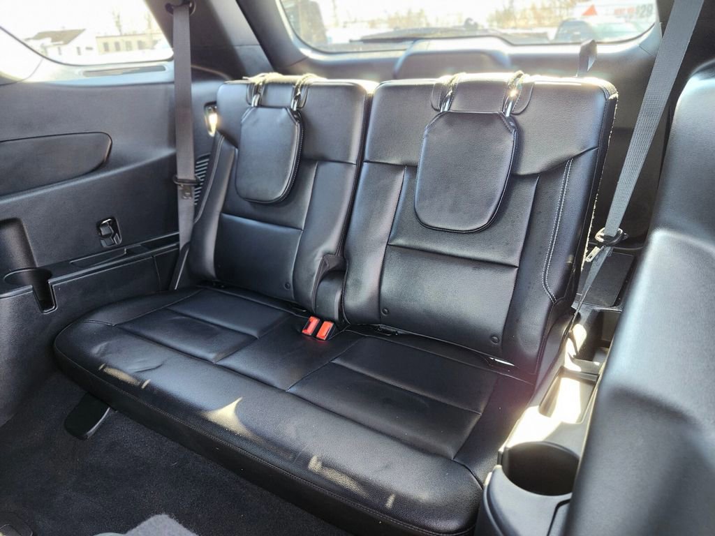 Certified 2020 Ford Explorer ST w/ Premium Technology Package image 18