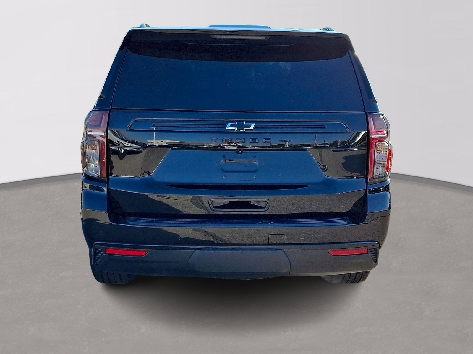 Used 2024 Chevrolet Tahoe Z71 w/ Z71 Off-Road Package image 5