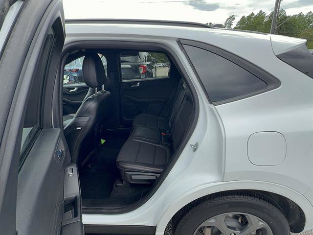 Certified 2023 Ford Escape ST-Line w/ Tech Pack #1 AWD/4WD image 18