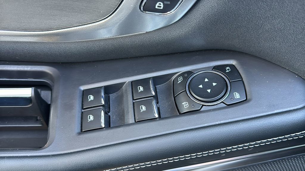 Certified 2025 Ford Expedition Platinum image 20