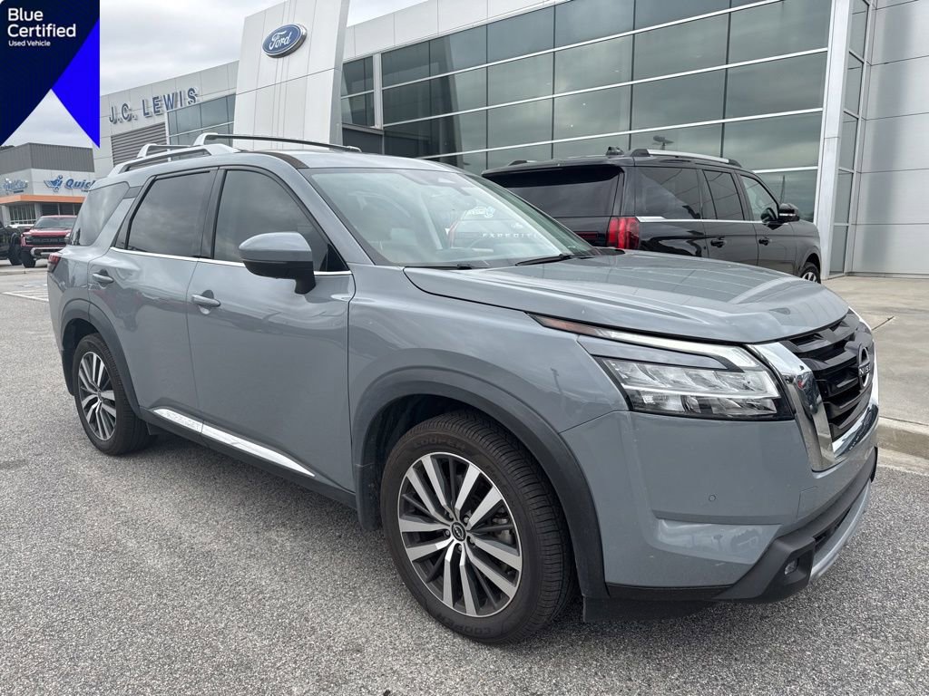 Used 2022 Nissan Pathfinder Platinum w/ Cargo Package