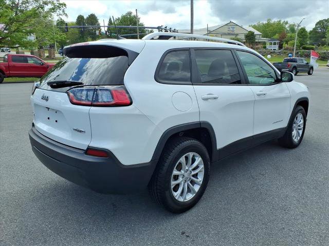 Used 2020 Jeep Cherokee Latitude w/ Cold Weather Group AWD/4WD image 6