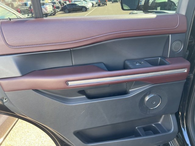 Certified 2023 Ford Expedition Limited image 18