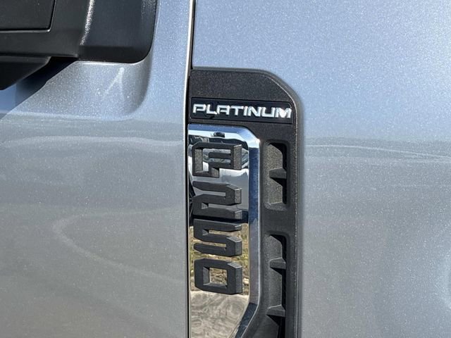 Certified 2024 Ford F250 Platinum AWD/4WD image 10