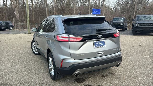 Certified 2020 Ford Edge Titanium image 3