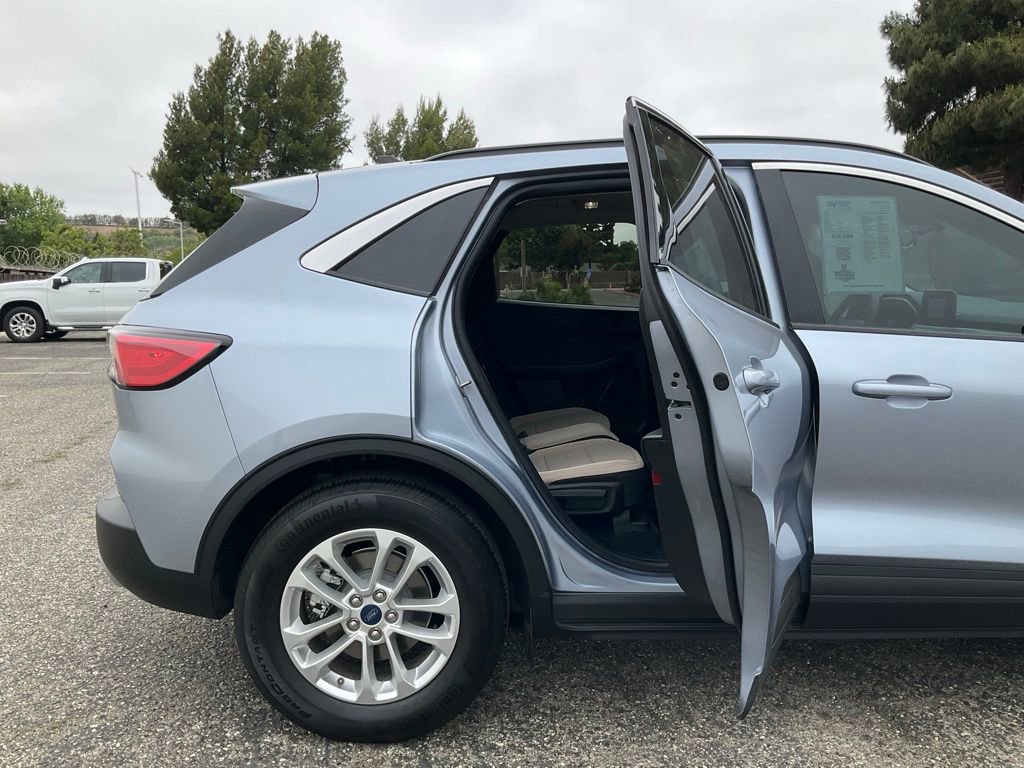 Certified 2022 Ford Escape SE image 54