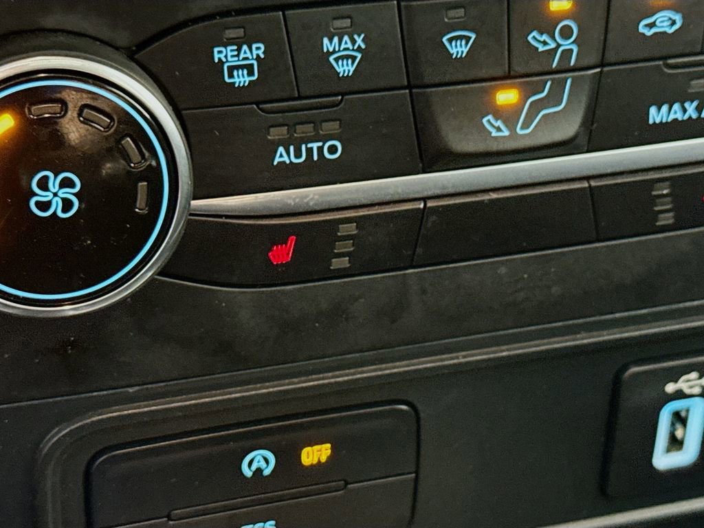 Certified 2021 Ford EcoSport SE FWD image 19