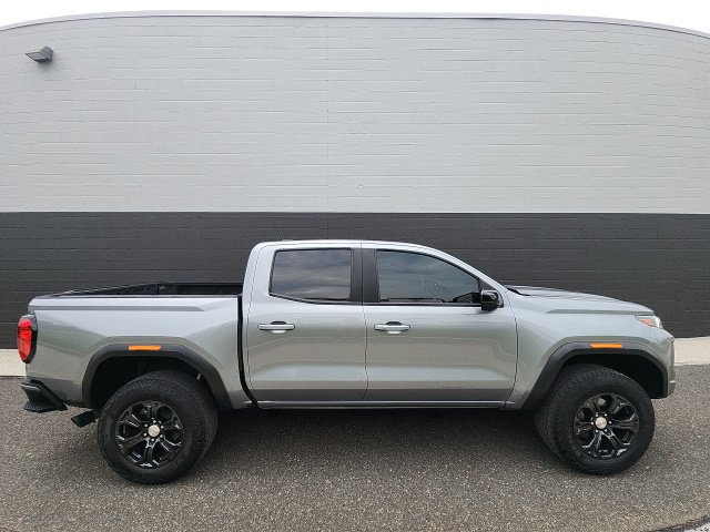 Used 2024 GMC Canyon Elevation w/ Elevation Premium Package RWD image 7