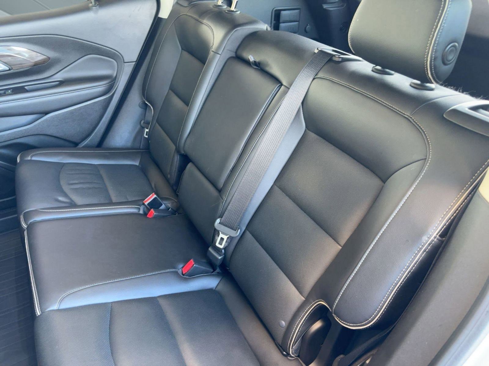 Used 2019 GMC Terrain Denali w/ Advanced Safety Package image 28