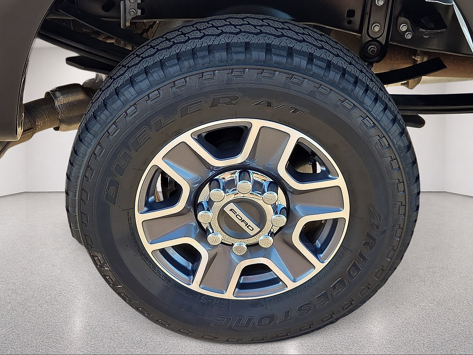 Certified 2023 Ford F250 Lariat w/ FX4 Off-Road Package AWD/4WD image 7