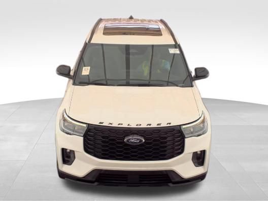 Certified 2025 Ford Explorer ST-Line w/ Premium Package AWD/4WD image 2