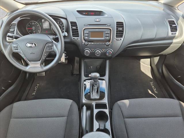 Used 2017 Kia Forte LX FWD image 15