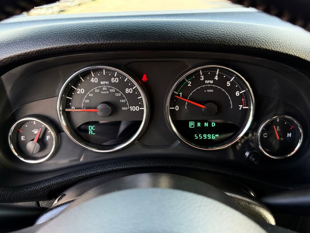 Used 2018 Jeep Wrangler Unlimited Rubicon w/ Connectivity Group image 20