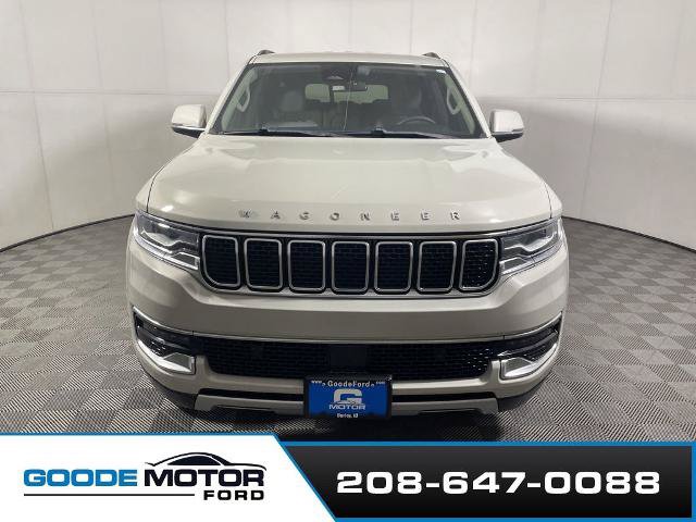 Used 2022 Jeep Wagoneer Series II AWD/4WD image 3