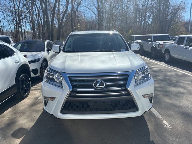 Used 2018 Lexus GX 460 Luxury w/ Preferred Accessory Package AWD/4WD image 2
