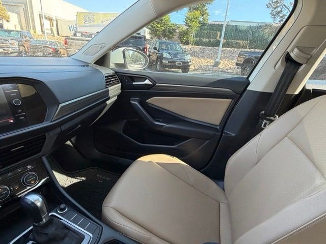 Used 2019 Volkswagen Jetta SEL FWD image 23