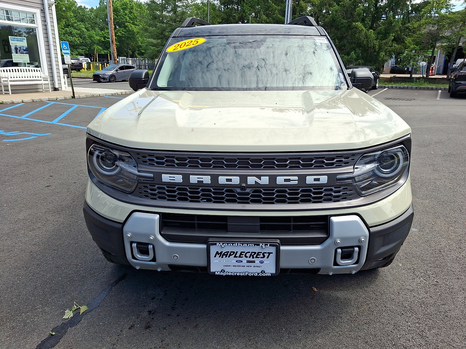 Certified 2025 Ford Bronco Sport Badlands w/ Badlands Tech Package AWD/4WD image 2