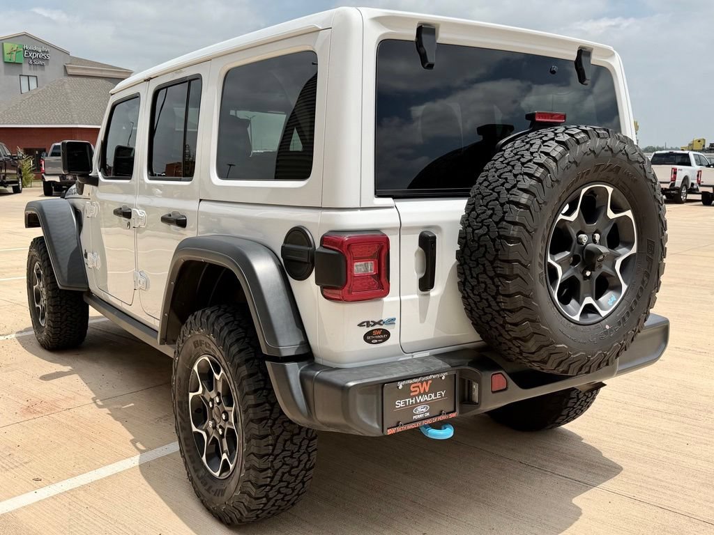 Used 2022 Jeep Wrangler Unlimited Rubicon 4xe w/ Cold Weather Group AWD/4WD image 6
