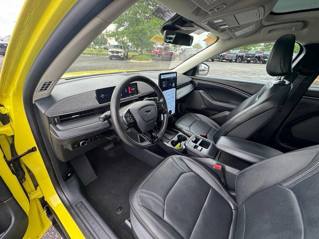 Certified 2025 Ford Mustang Mach-E Premium AWD/4WD image 8