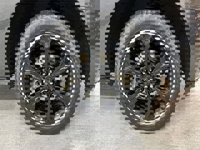 Certified 2022 Ford Expedition Limited image 2