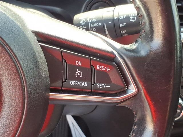 Used 2018 MAZDA MAZDA3 Touring FWD image 19
