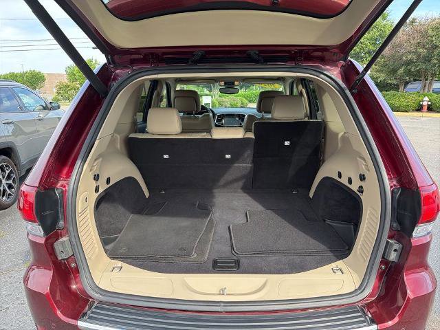 Used 2020 Jeep Grand Cherokee Limited AWD/4WD image 15