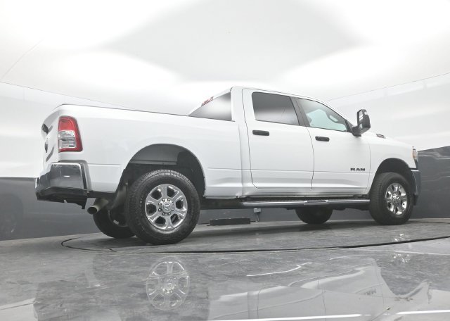 Used 2024 RAM 2500 Big Horn AWD/4WD image 23