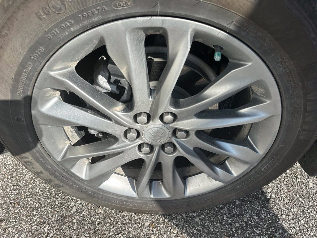 Used 2022 Buick Enclave Avenir w/ Avenir Technology Package AWD/4WD image 50