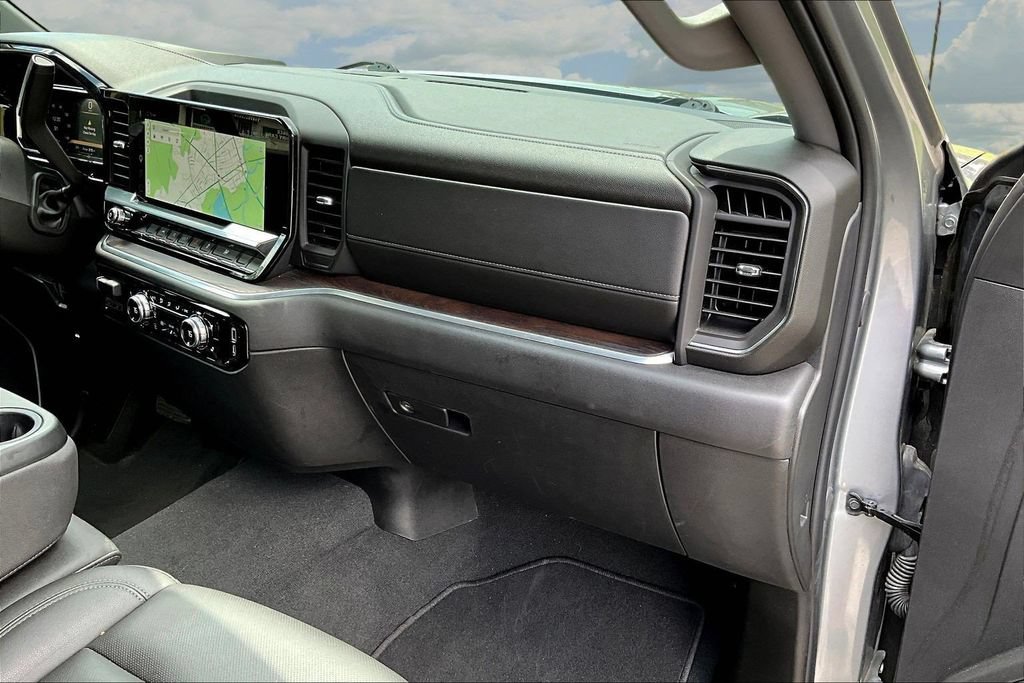 Used 2026 GMC Sierra 1500 SLT AWD/4WD image 29