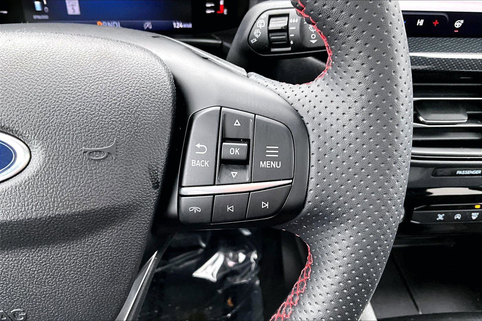 Certified 2023 Ford Escape ST-Line w/ Tech Pack #1 image 10